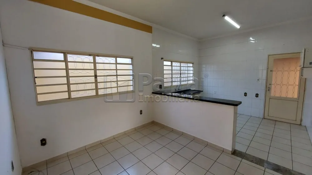 Alugar Casa / Padr&atilde;o em Franca R$ 1.500,00 - Foto 8