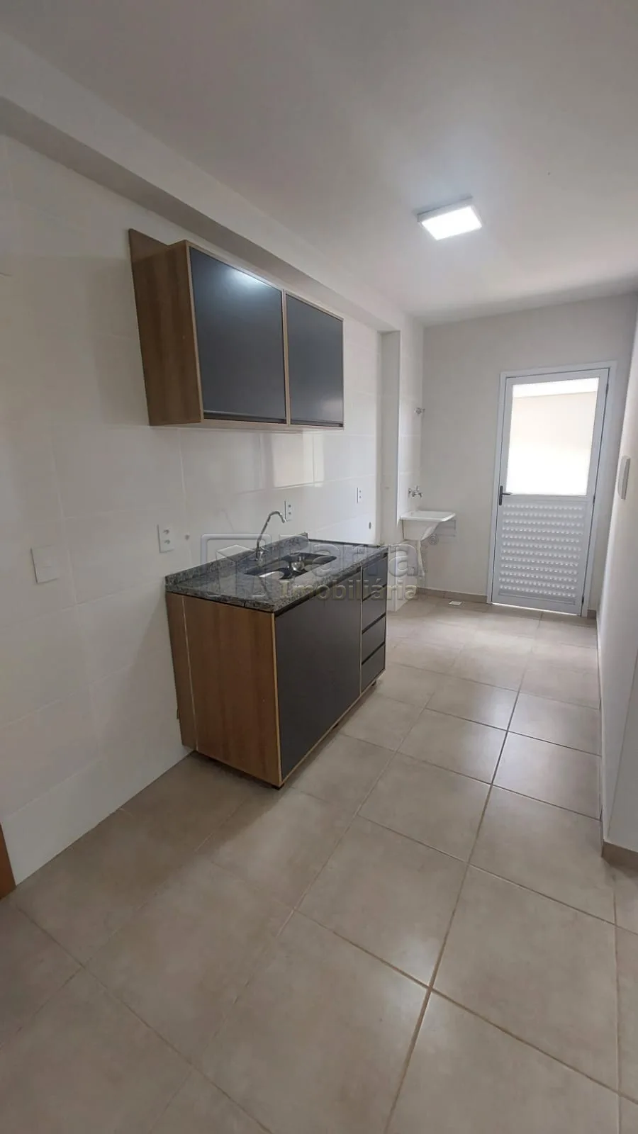 Alugar Apartamento / Padr&atilde;o em Franca R$ 1.000,00 - Foto 5