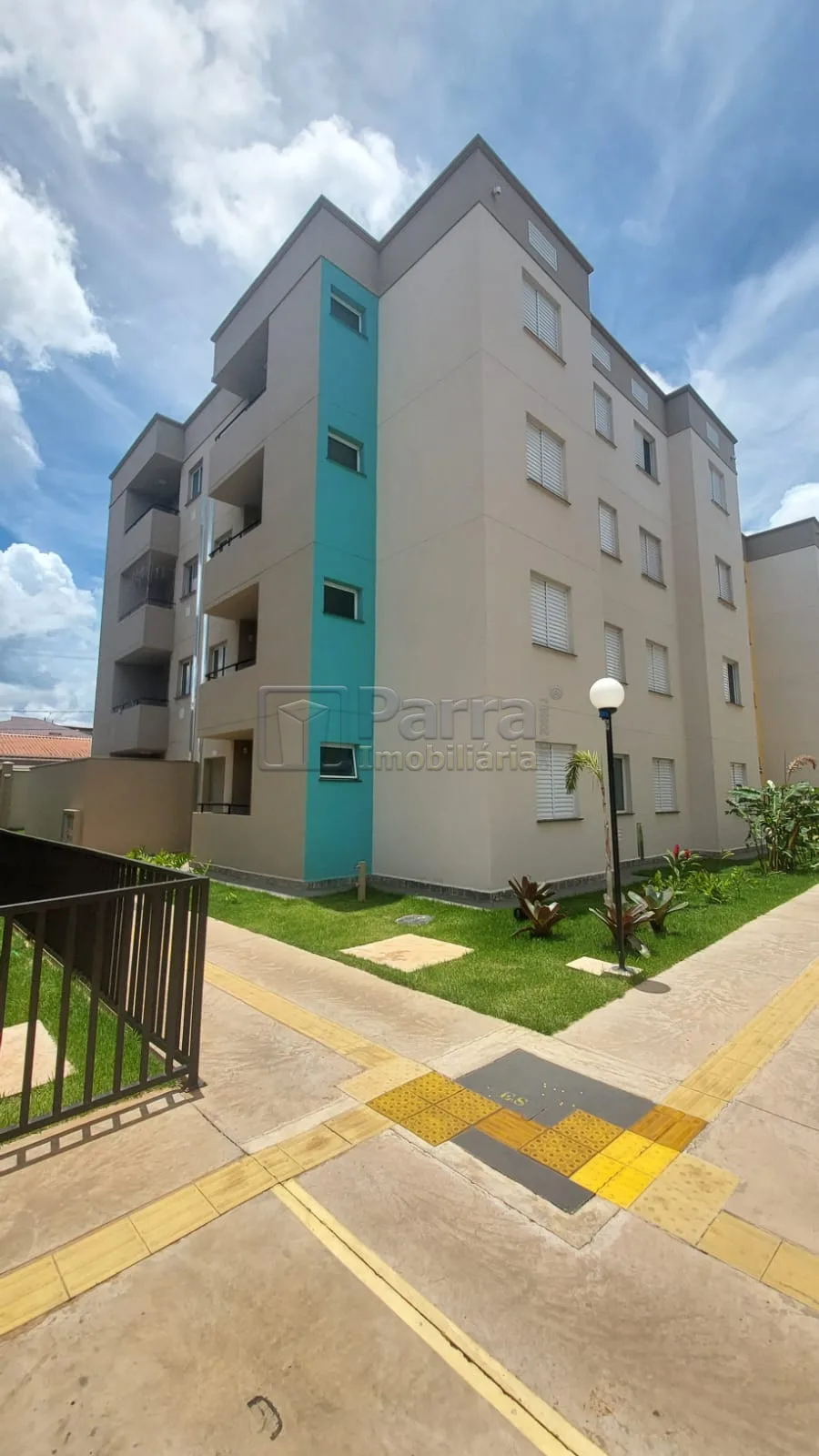 Alugar Apartamento / Padr&atilde;o em Franca R$ 1.000,00 - Foto 2