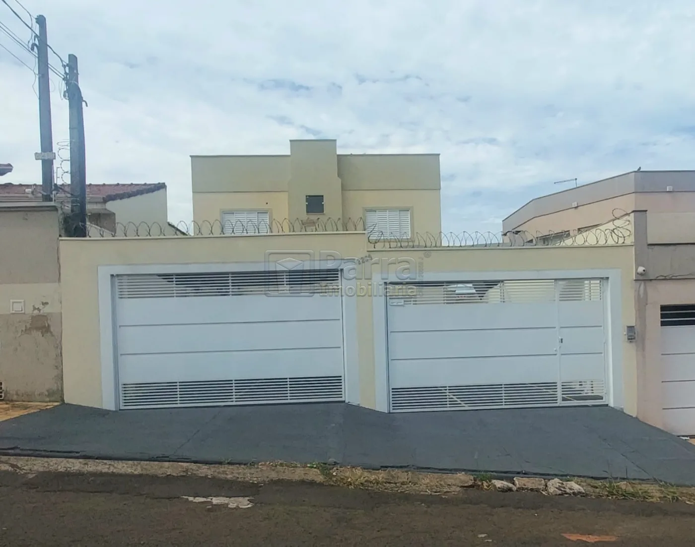 Apartamento 2 Dormitórios (1 Suíte) com Garagem para Locação - Recanto do Itambé, Franca/SP