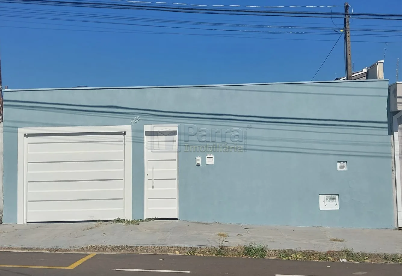 Casa Padrão - Localizado Jardim Primavera