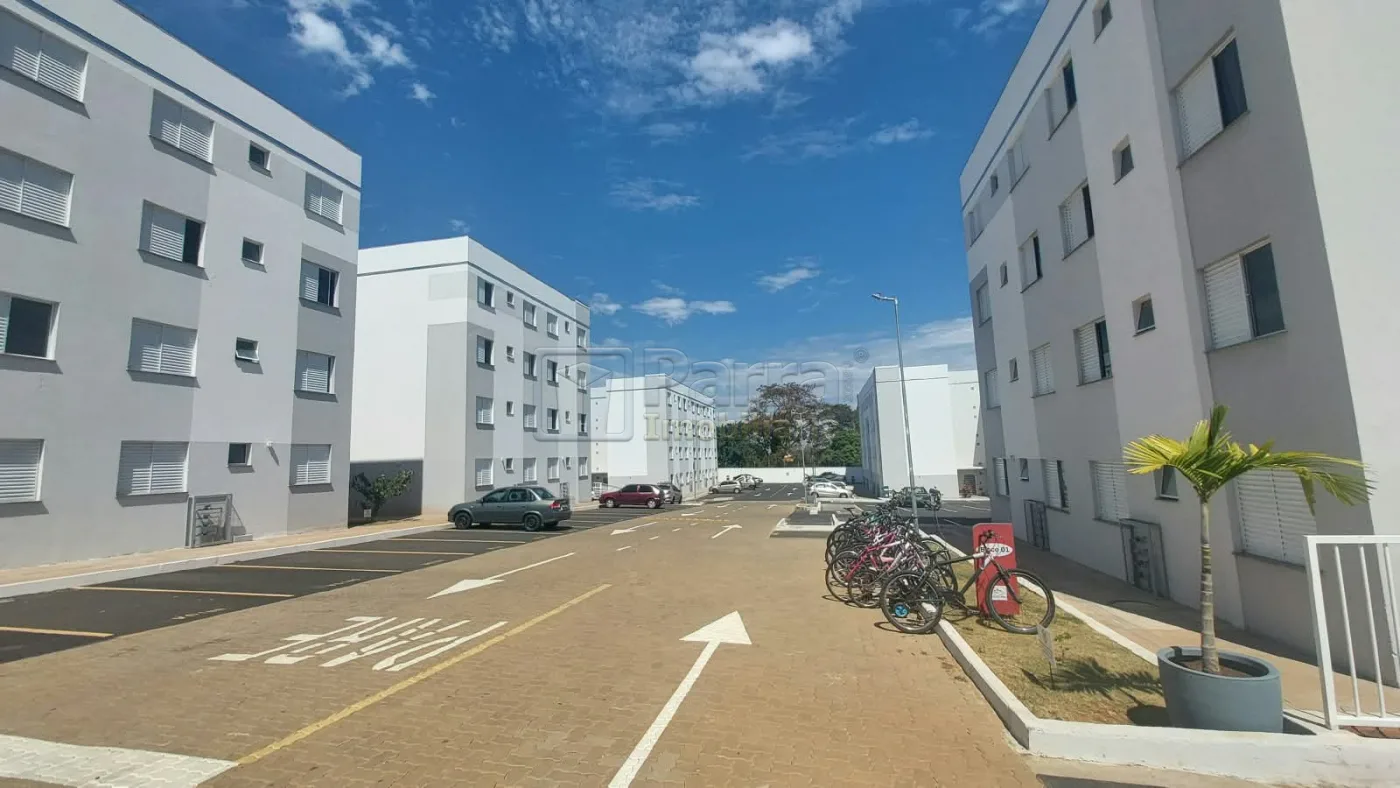 Alugar Apartamento / Padr&atilde;o em Franca R$ 900,00 - Foto 4