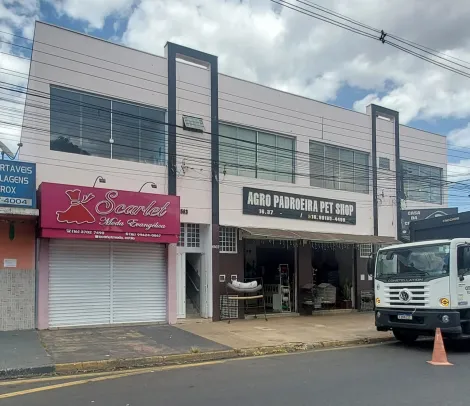 Franca Parque Vicente Leporace I Comercial Locacao R$ 450,00 Condominio R$70,00  Area do terreno 250.00m2 Area construida 45.00m2