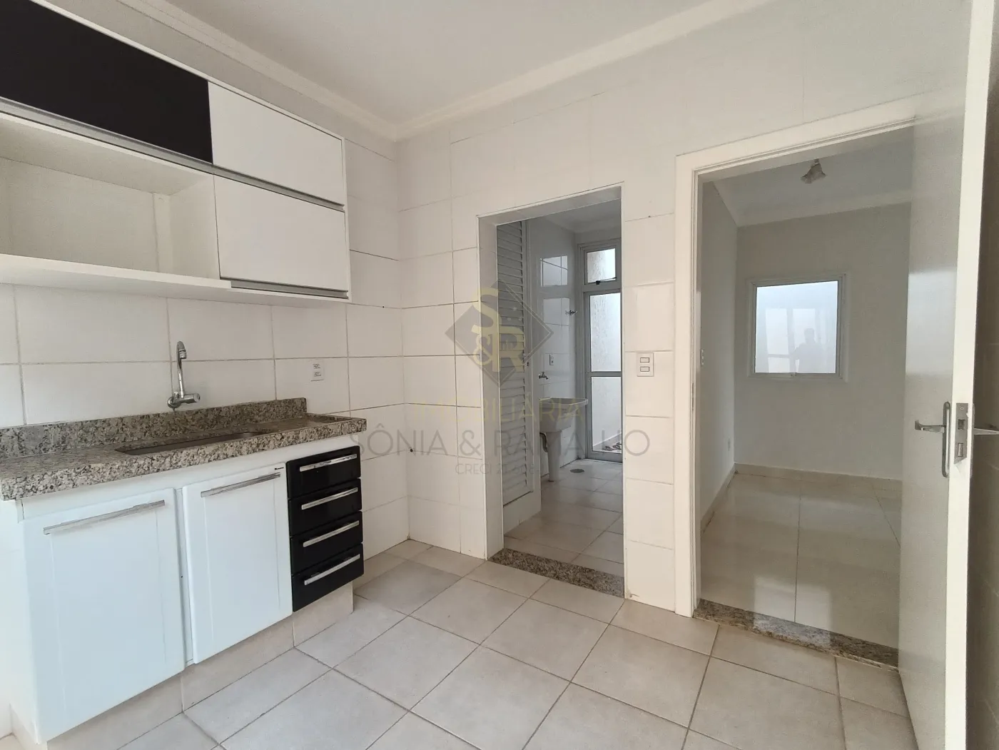 Alugar Casas Residenciais / Padr&atilde;o em Ribeir&atilde;o Preto R$ 3.200,00 - Foto 4