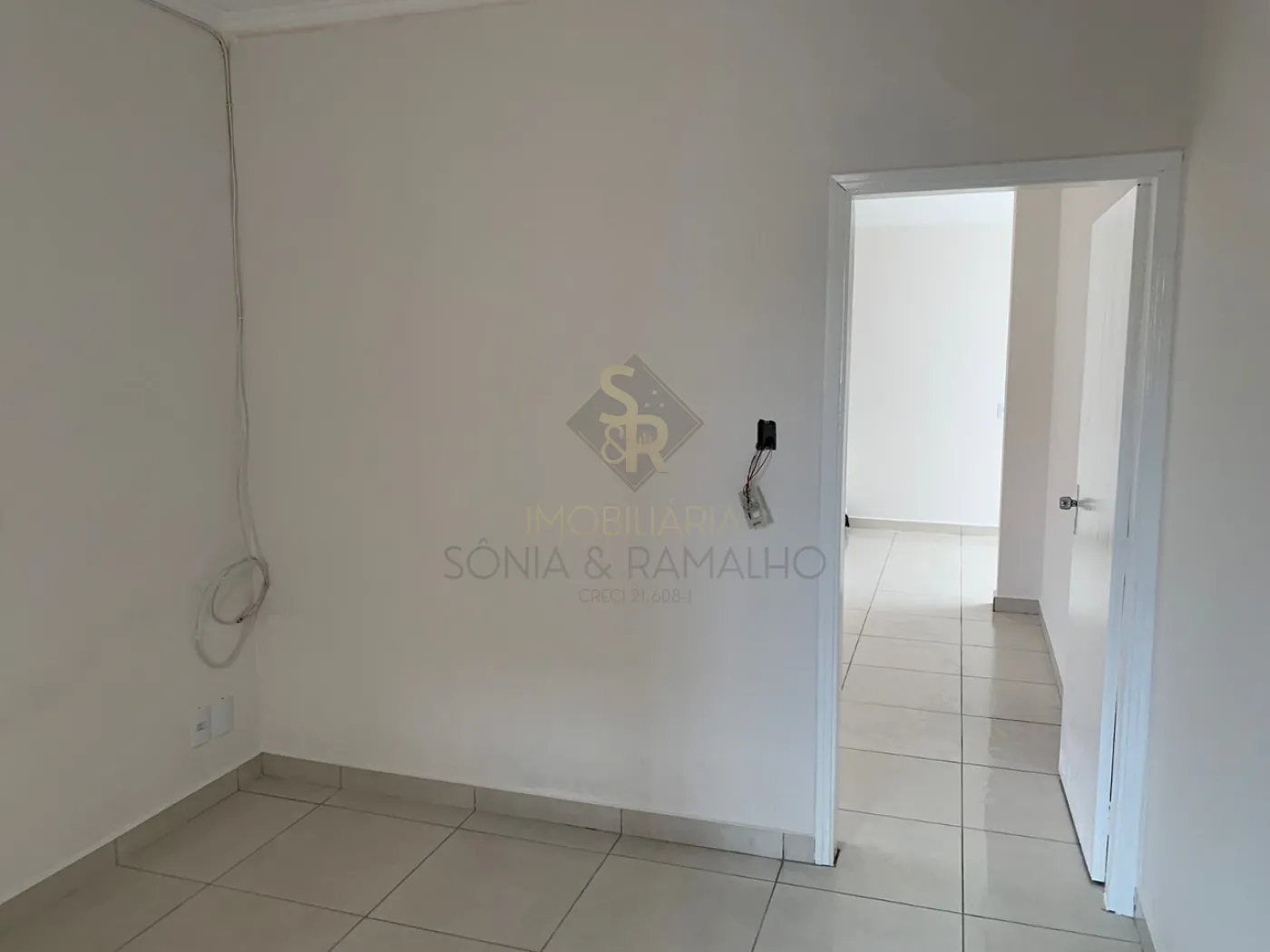 Alugar Casas Residenciais / Padr&atilde;o em Ribeir&atilde;o Preto R$ 1.600,00 - Foto 6