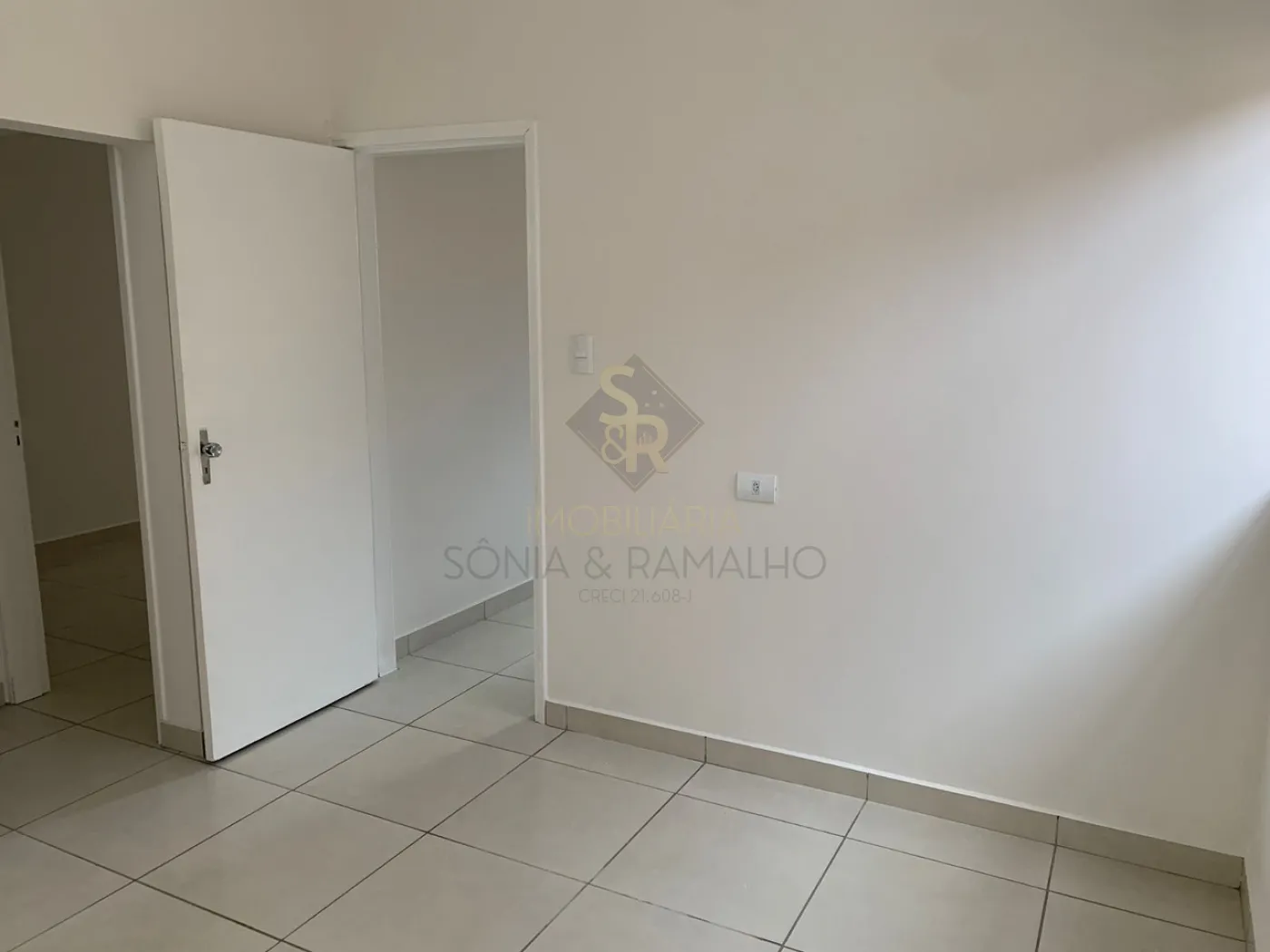 Alugar Casas Residenciais / Padr&atilde;o em Ribeir&atilde;o Preto R$ 1.600,00 - Foto 7