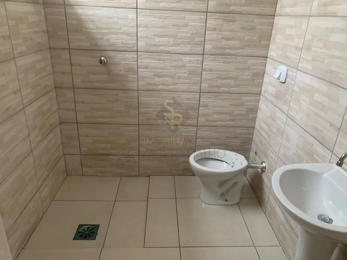 Alugar Casas Residenciais / Padr&atilde;o em Ribeir&atilde;o Preto R$ 1.600,00 - Foto 10