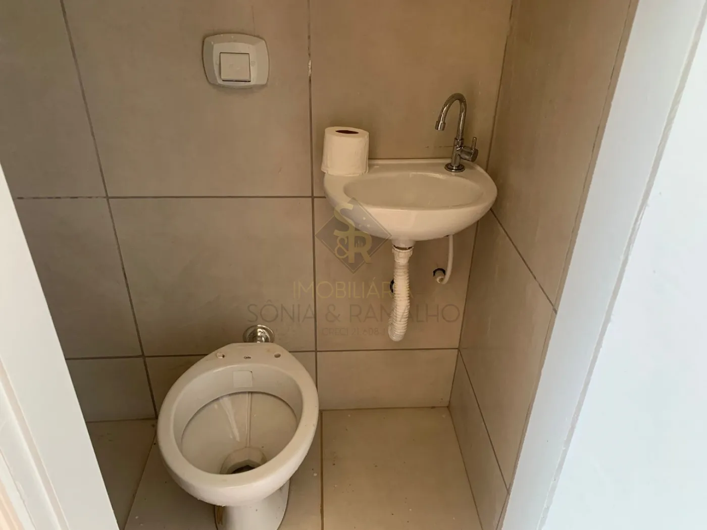 Alugar Casas Residenciais / Padr&atilde;o em Ribeir&atilde;o Preto R$ 1.600,00 - Foto 28