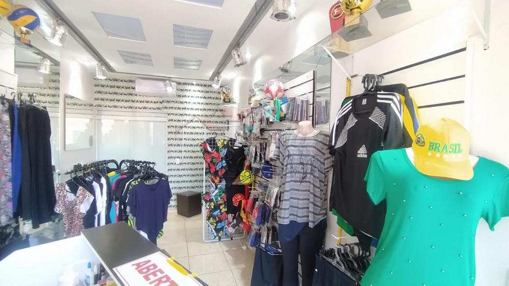 Alugar Im&oacute;veis Comerciais / Sal&atilde;o Comercial em Ribeir&atilde;o Preto R$ 2.300,00 - Foto 2
