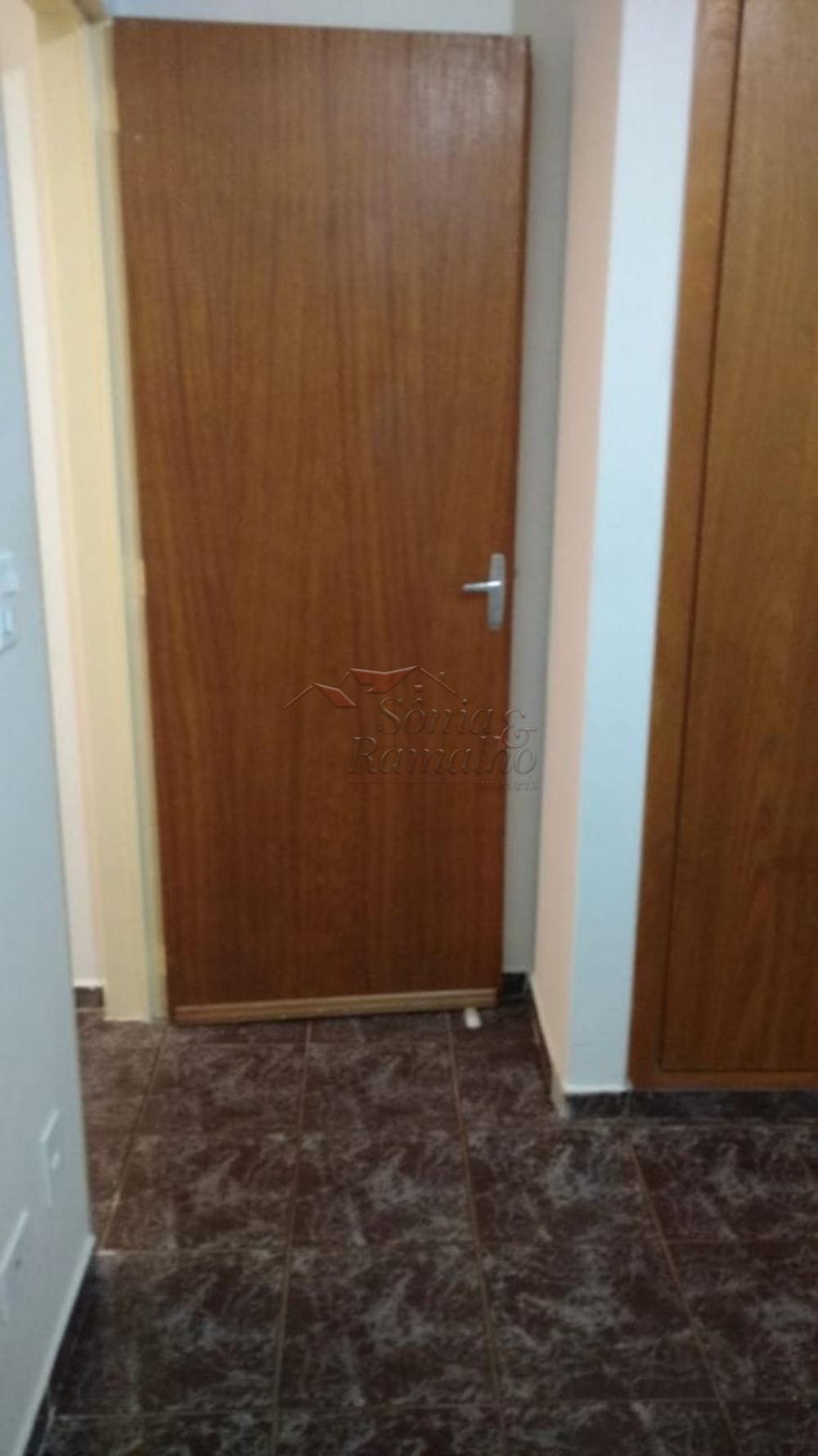 Comprar Apartamentos / Padr&atilde;o em Ribeir&atilde;o Preto R$ 170.000,00 - Foto 2