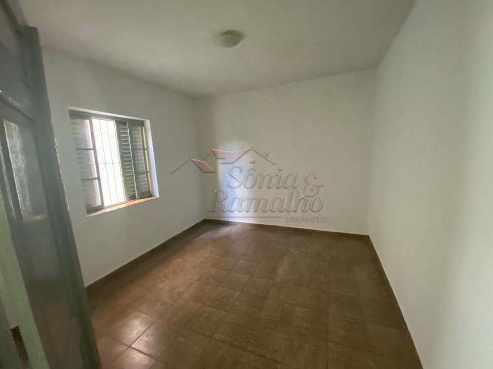 Alugar Casas Residenciais / Padr&atilde;o em Ribeir&atilde;o Preto R$ 650,00 - Foto 4