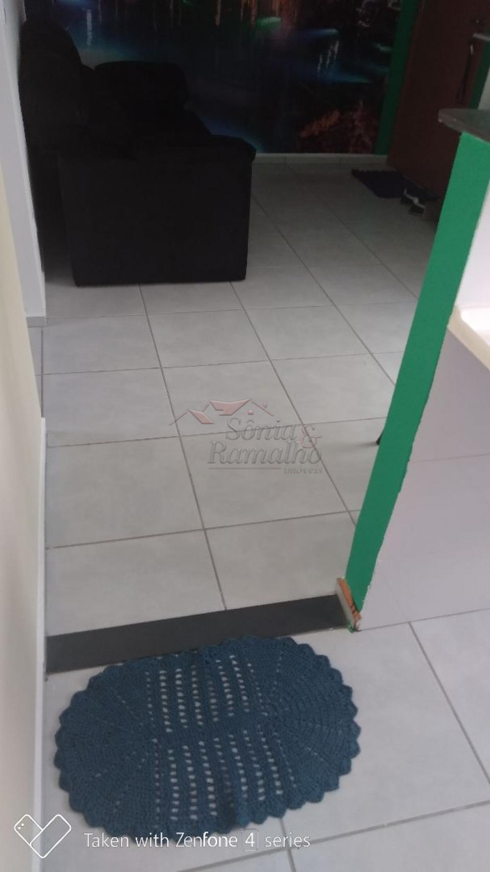 Alugar Apartamentos / Padr&atilde;o em S&atilde;o Carlos R$ 800,00 - Foto 2