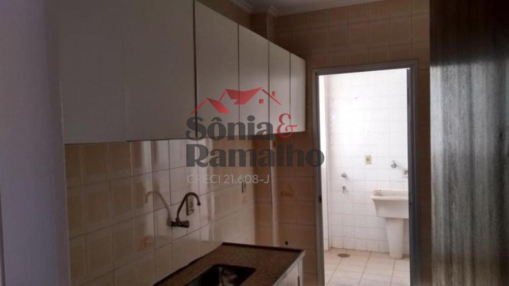 Comprar Apartamentos / Padr&atilde;o em Ribeir&atilde;o Preto R$ 159.000,00 - Foto 3