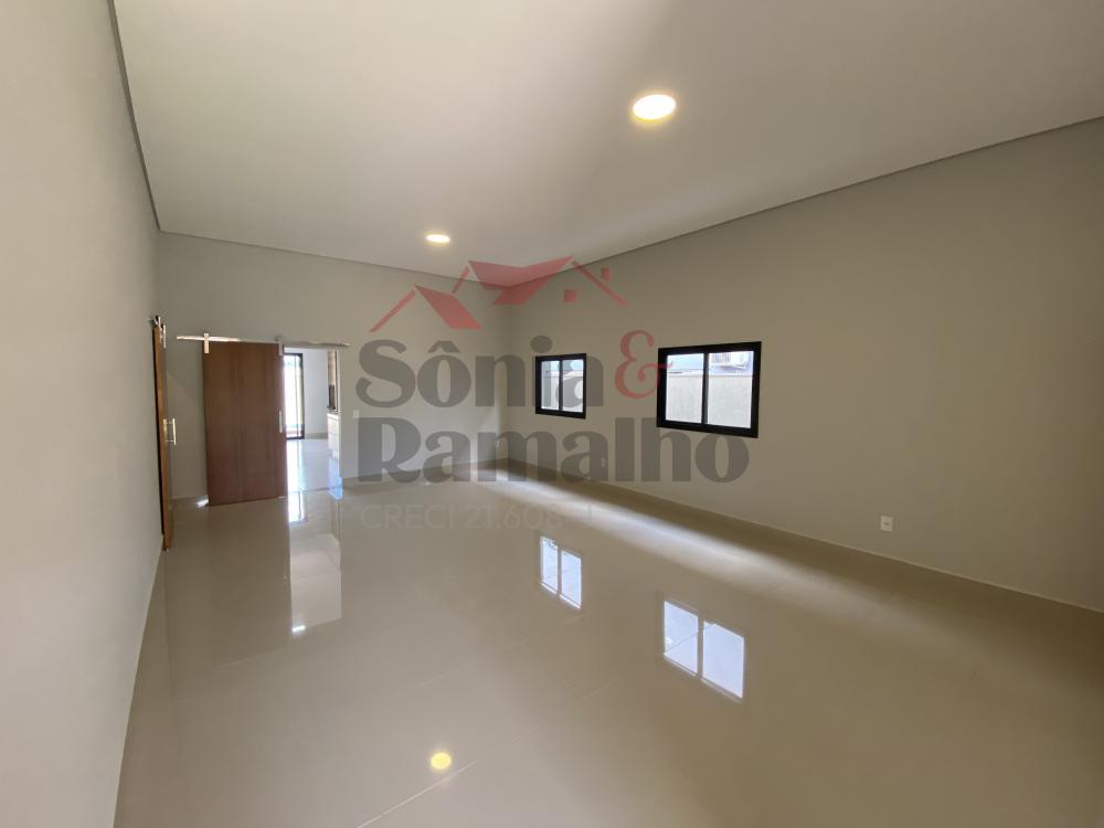 Comprar Casas Residenciais / Condom&iacute;nio em Ribeir&atilde;o Preto R$ 1.250.000,00 - Foto 3