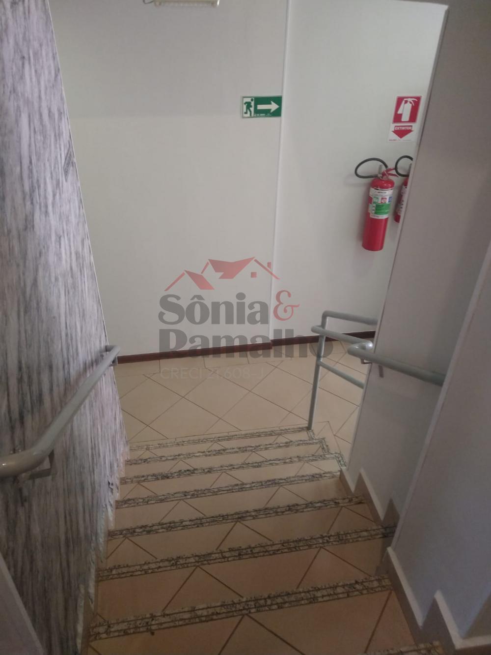 Alugar Im&oacute;veis Comerciais / Sala Comercial em Ribeir&atilde;o Preto R$ 1.000,00 - Foto 2