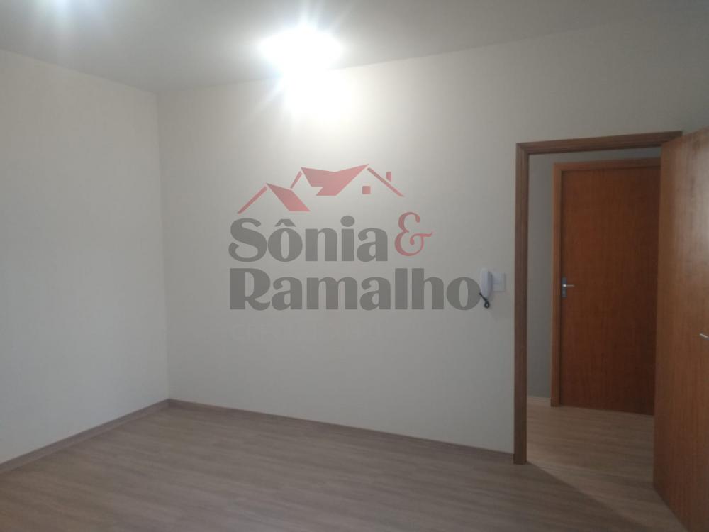 Alugar Im&oacute;veis Comerciais / Sala Comercial em Ribeir&atilde;o Preto R$ 1.000,00 - Foto 4