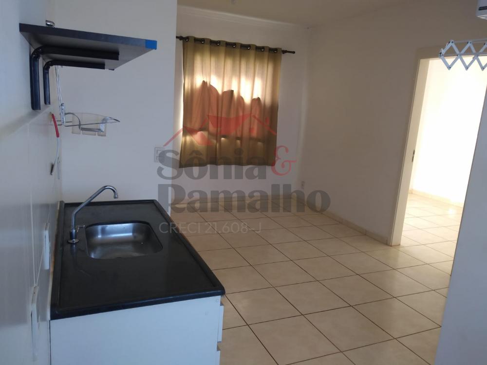 Alugar Apartamentos / Padr&atilde;o em Ribeir&atilde;o Preto R$ 600,00 - Foto 13
