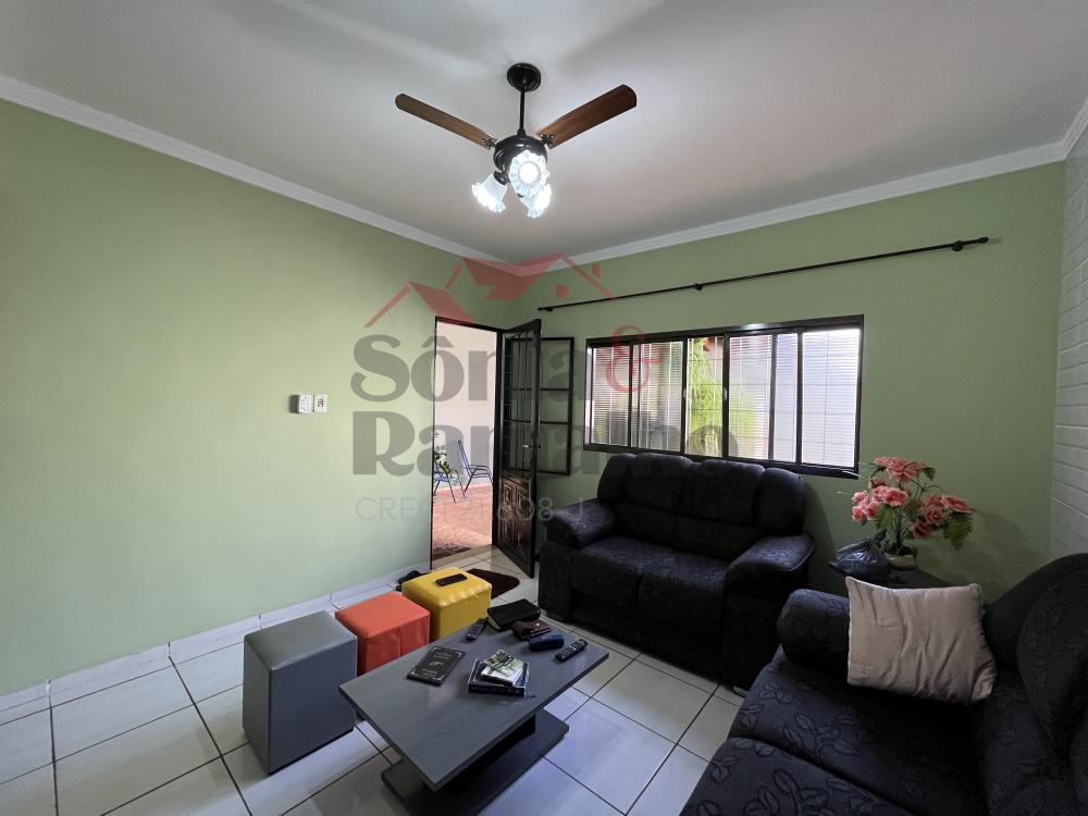 Comprar Casas Residenciais / Padr&atilde;o em Ribeir&atilde;o Preto R$ 245.000,00 - Foto 4
