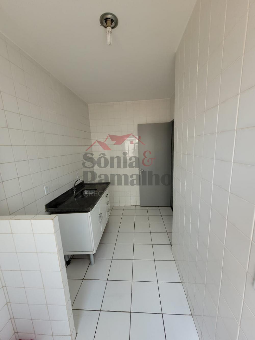 Alugar Apartamentos / Padr&atilde;o em Ribeir&atilde;o Preto R$ 800,00 - Foto 6