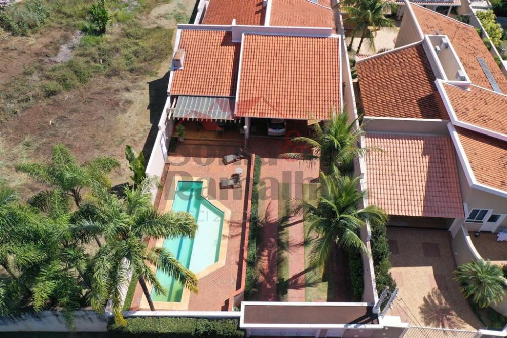 Comprar Casas Residenciais / Condom&iacute;nio em Bonfim Paulista R$ 1.650.000,00 - Foto 2