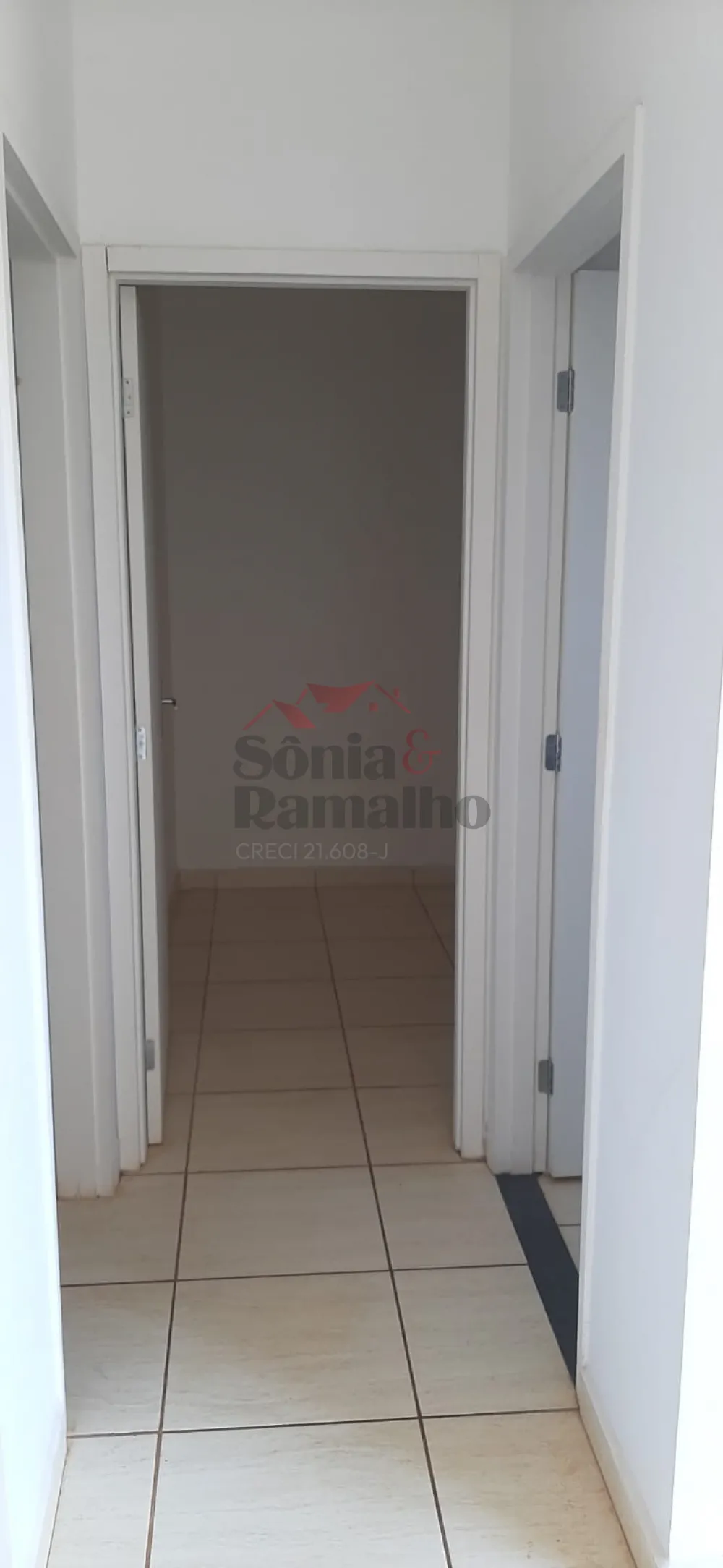 Alugar Apartamentos / Padr&atilde;o em Bonfim Paulista R$ 950,00 - Foto 2