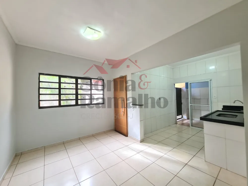 Alugar Casas Residenciais / Condom&iacute;nio em Ribeir&atilde;o Preto R$ 1.300,00 - Foto 4