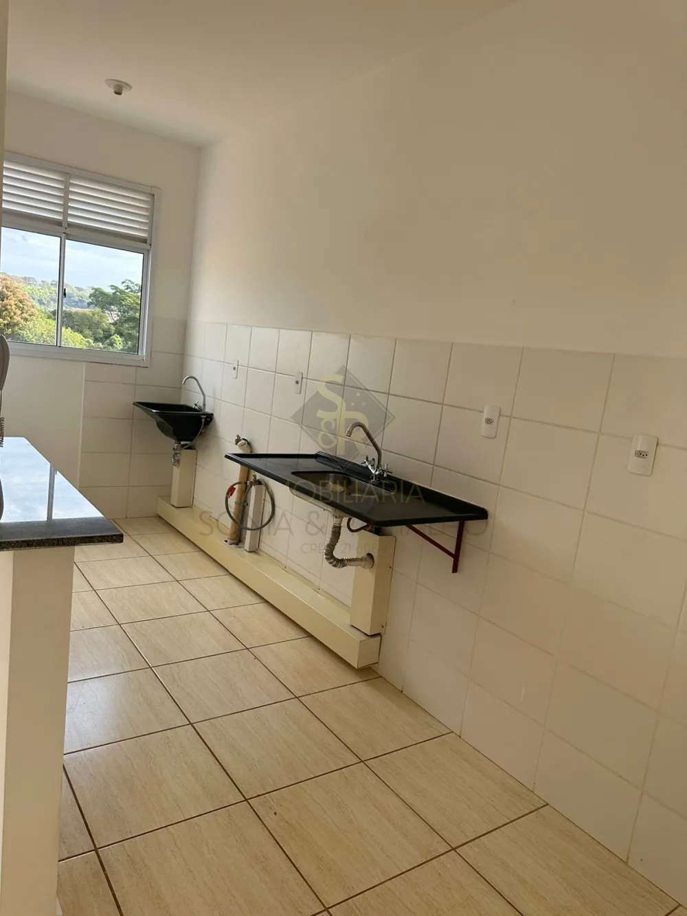 Alugar Apartamentos / Padr&atilde;o em Bonfim Paulista R$ 1.200,00 - Foto 3
