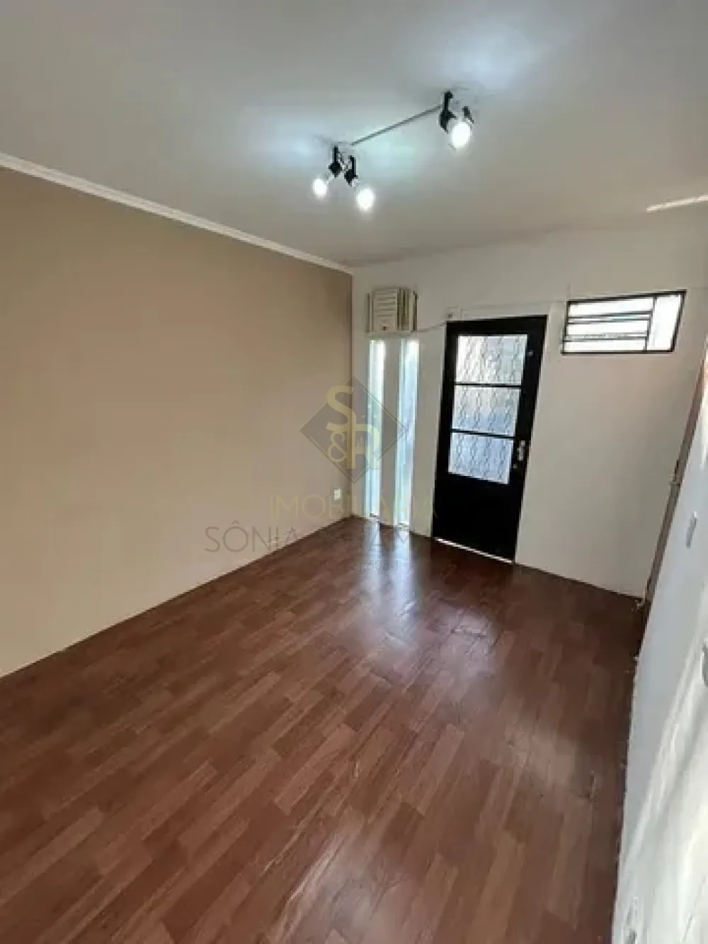 Alugar Im&oacute;veis Comerciais / Sala Comercial em Ribeir&atilde;o Preto R$ 800,00 - Foto 4