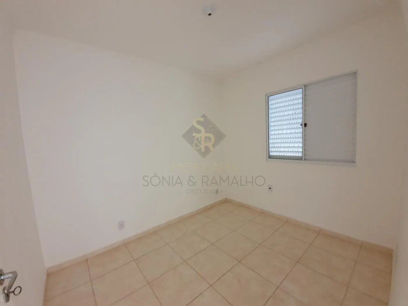 Alugar Apartamentos / Padr&atilde;o em Ribeir&atilde;o Preto R$ 400,00 - Foto 13