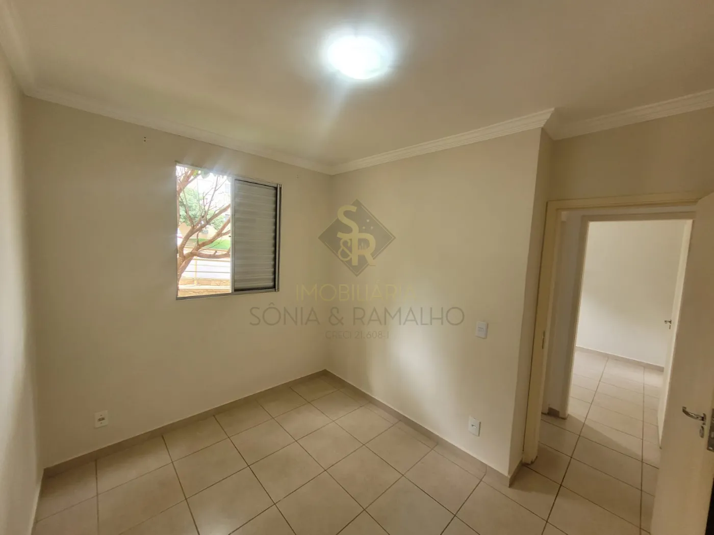 Alugar Apartamentos / Padr&atilde;o em Ribeir&atilde;o Preto R$ 1.200,00 - Foto 6