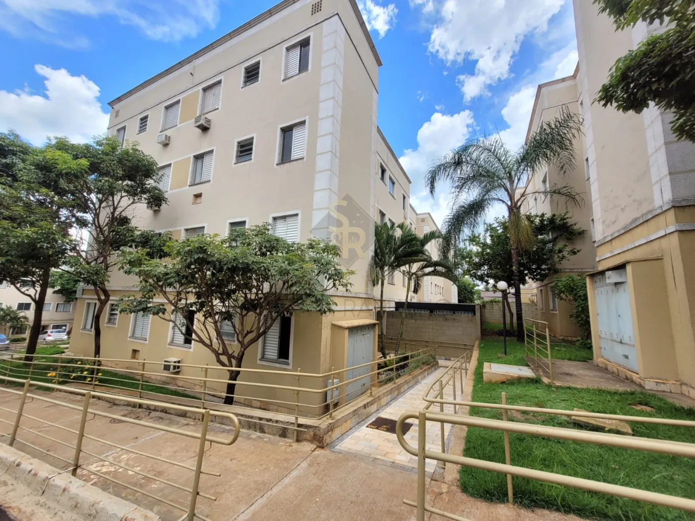 Alugar Apartamentos / Padr&atilde;o em Ribeir&atilde;o Preto R$ 1.200,00 - Foto 18