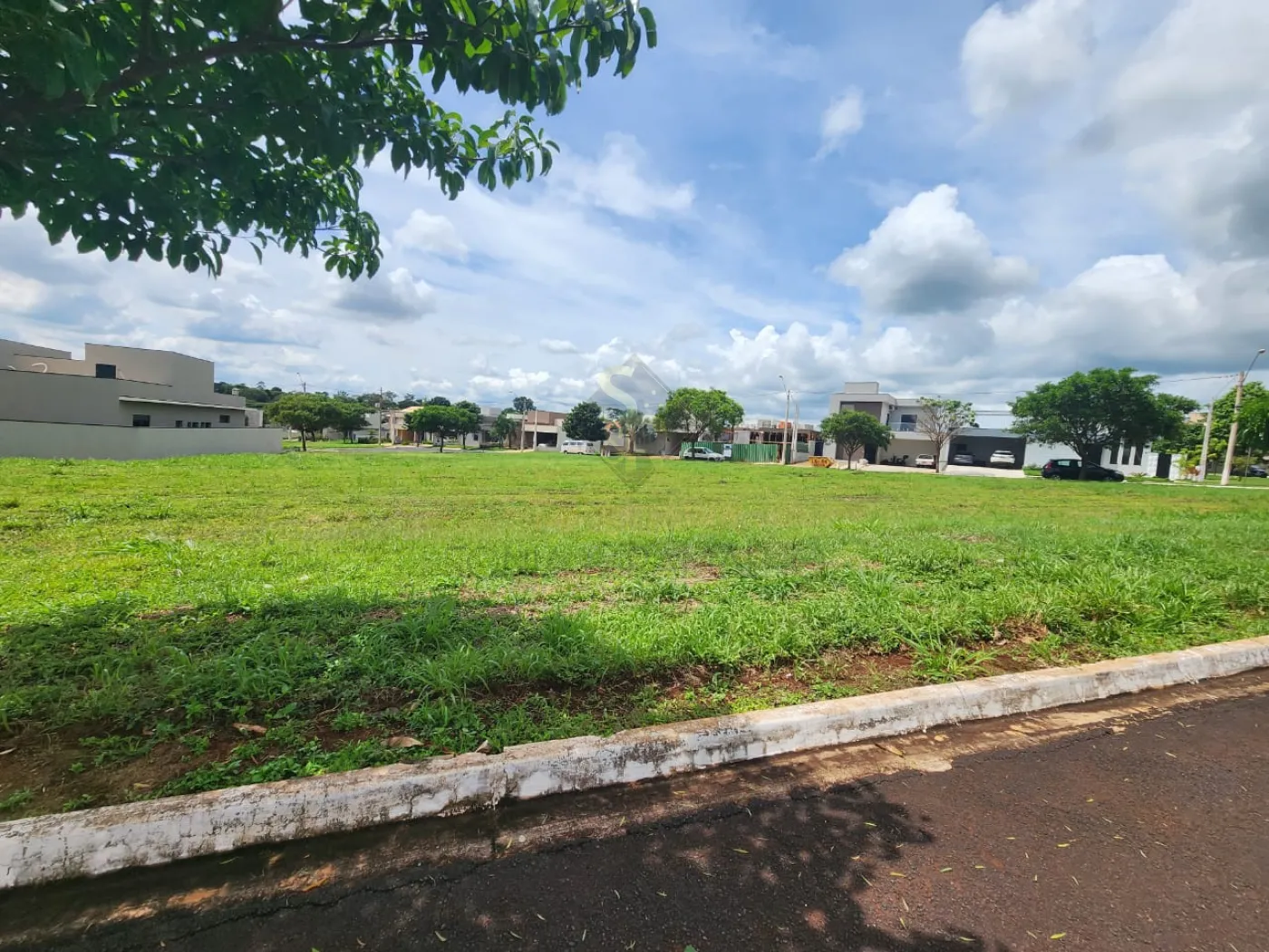 Comprar Terrenos / Condom&iacute;nio em Ribeir&atilde;o Preto R$ 305.000,00 - Foto 1