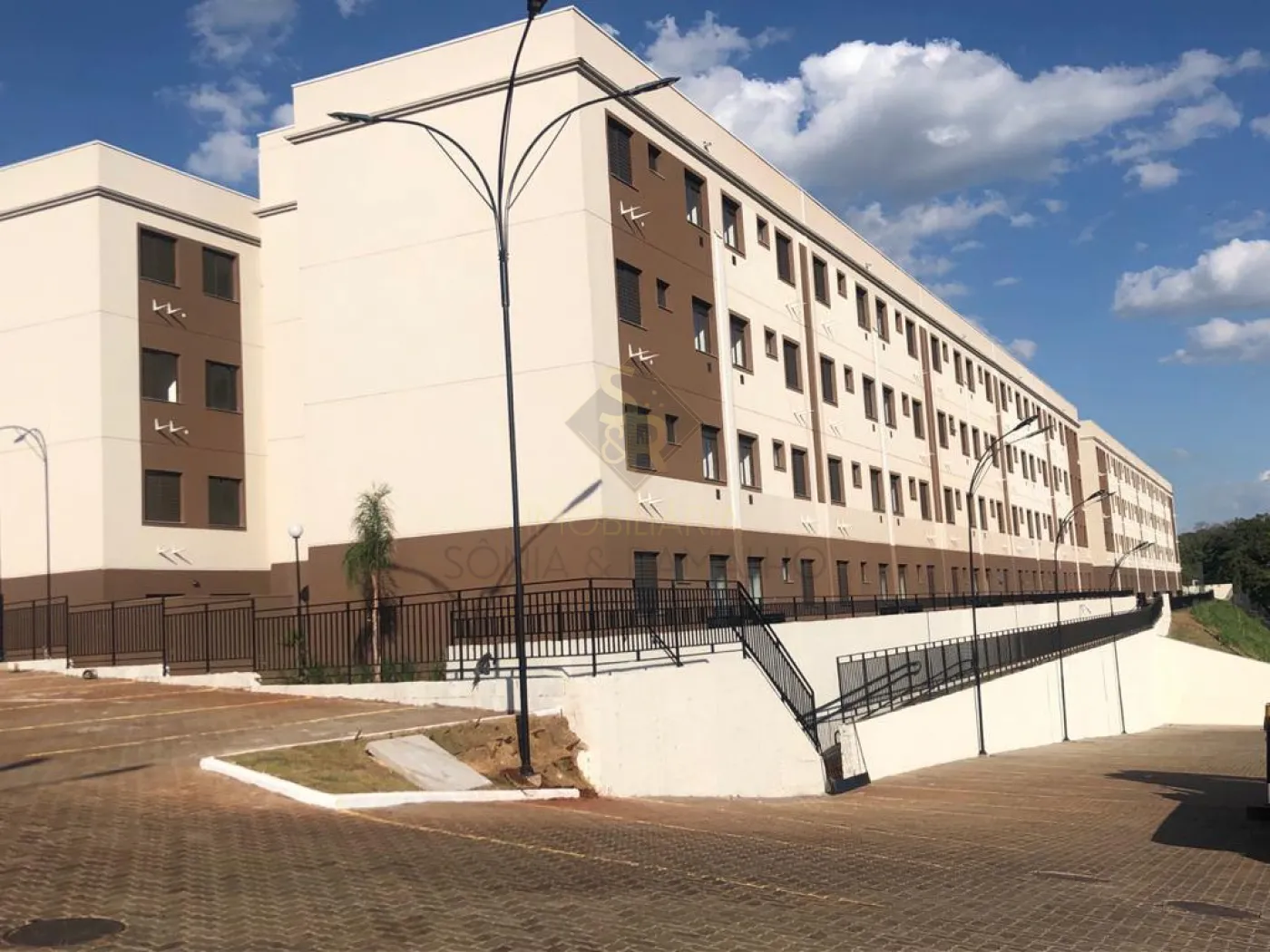 Comprar Apartamentos / Padr&atilde;o em Bonfim Paulista R$ 190.000,00 - Foto 1