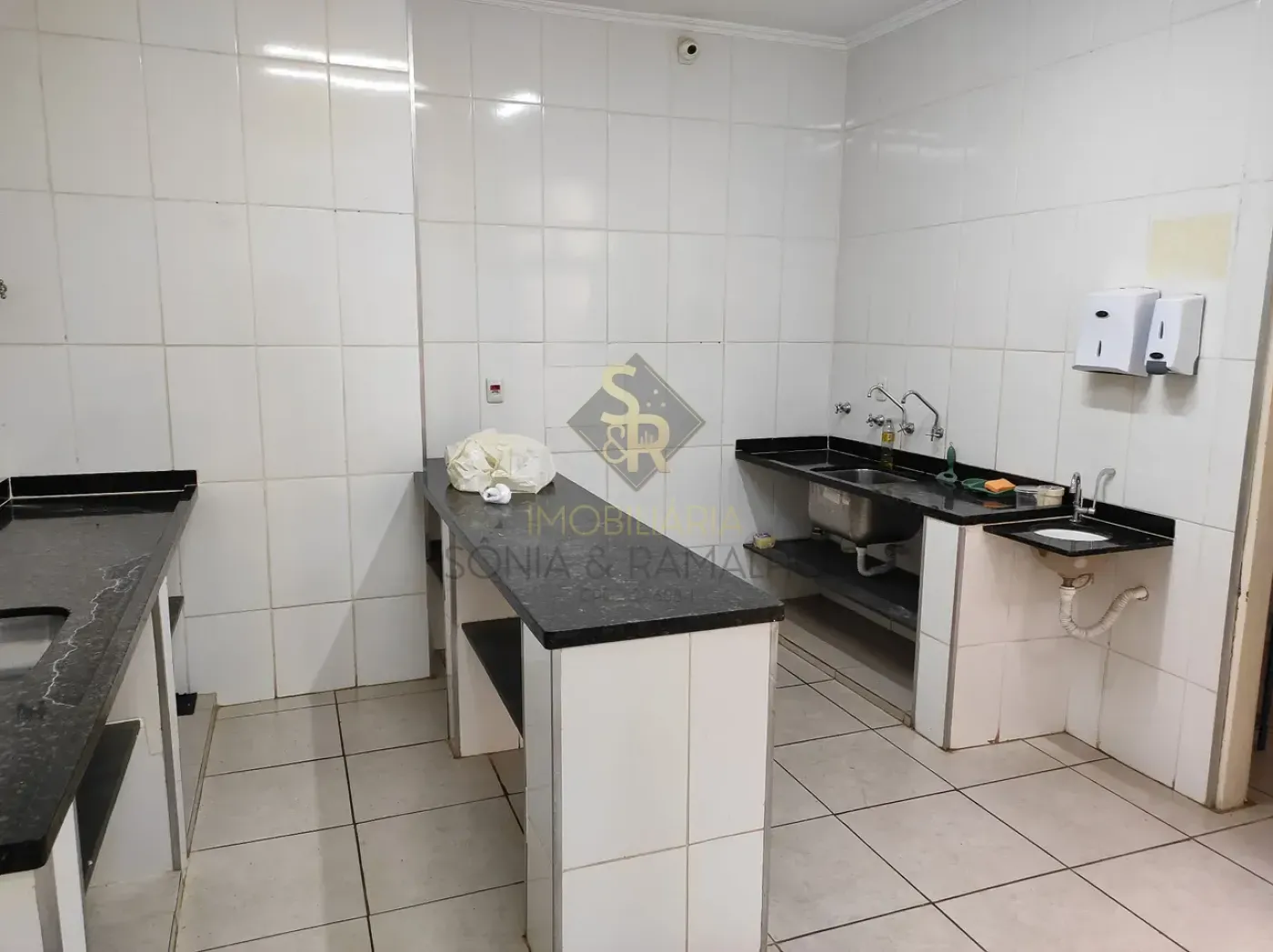 Alugar Im&oacute;veis Comerciais / Sal&atilde;o Comercial em Ribeir&atilde;o Preto R$ 3.500,00 - Foto 5