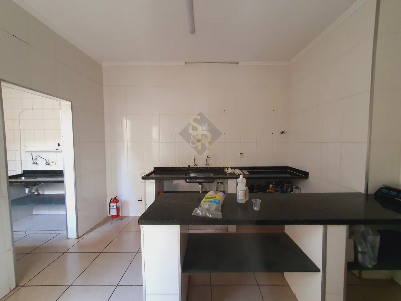 Alugar Im&oacute;veis Comerciais / Sal&atilde;o Comercial em Ribeir&atilde;o Preto R$ 3.500,00 - Foto 10