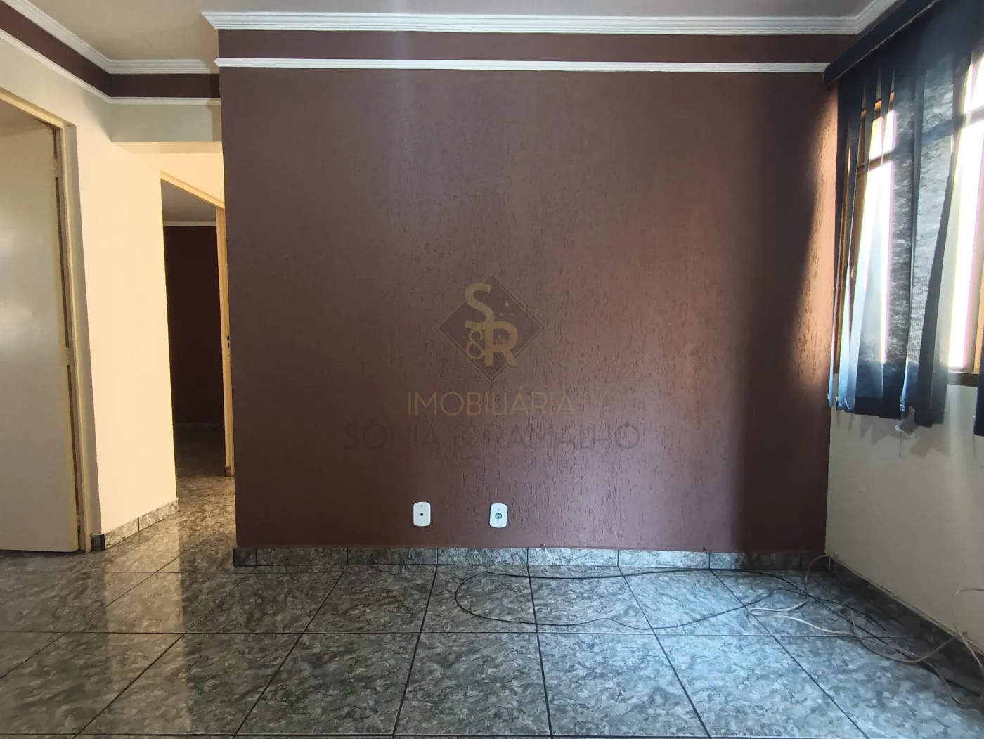 Alugar Apartamentos / Padr&atilde;o em Ribeir&atilde;o Preto R$ 1.000,00 - Foto 4