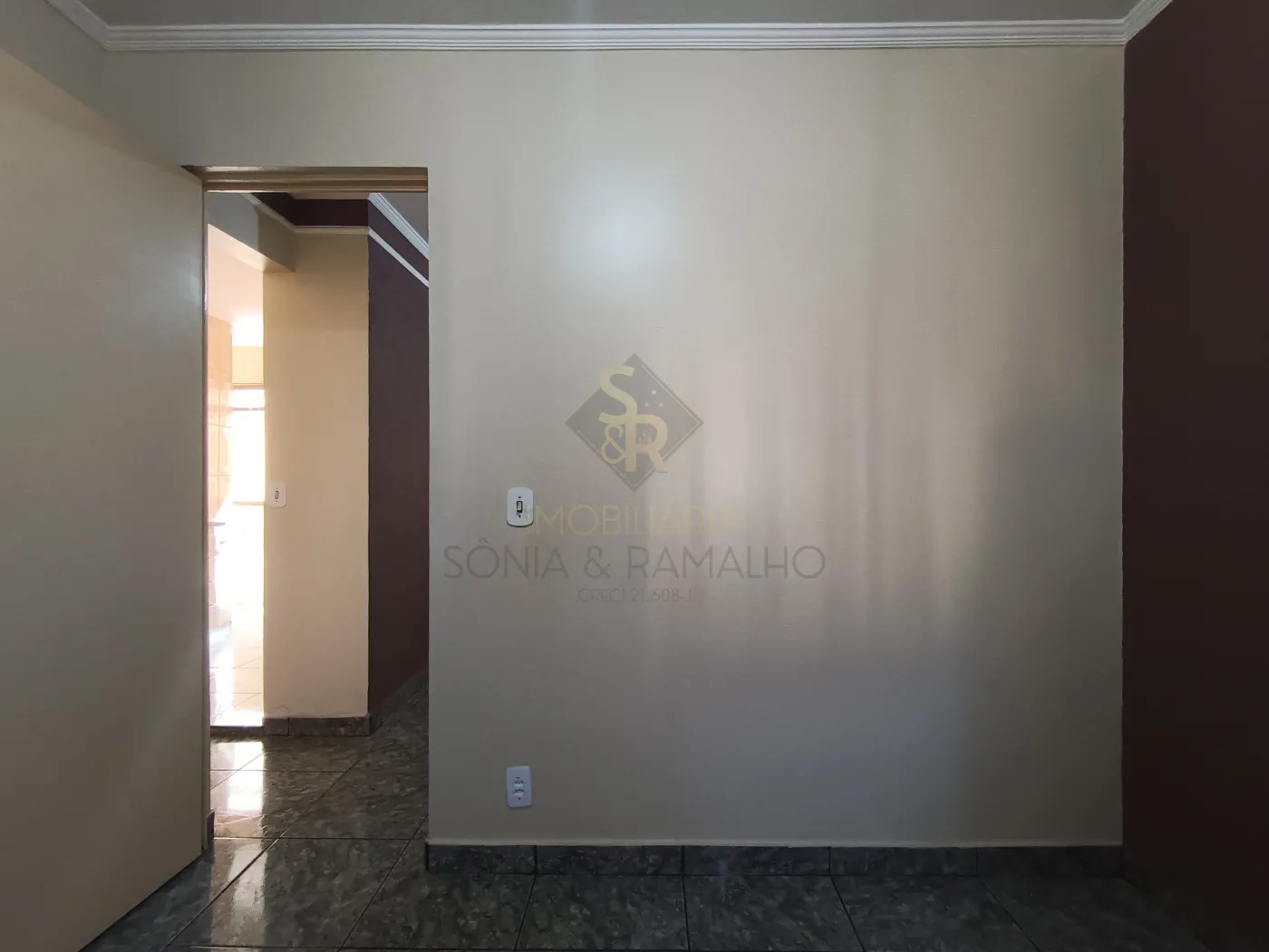 Alugar Apartamentos / Padr&atilde;o em Ribeir&atilde;o Preto R$ 1.000,00 - Foto 10