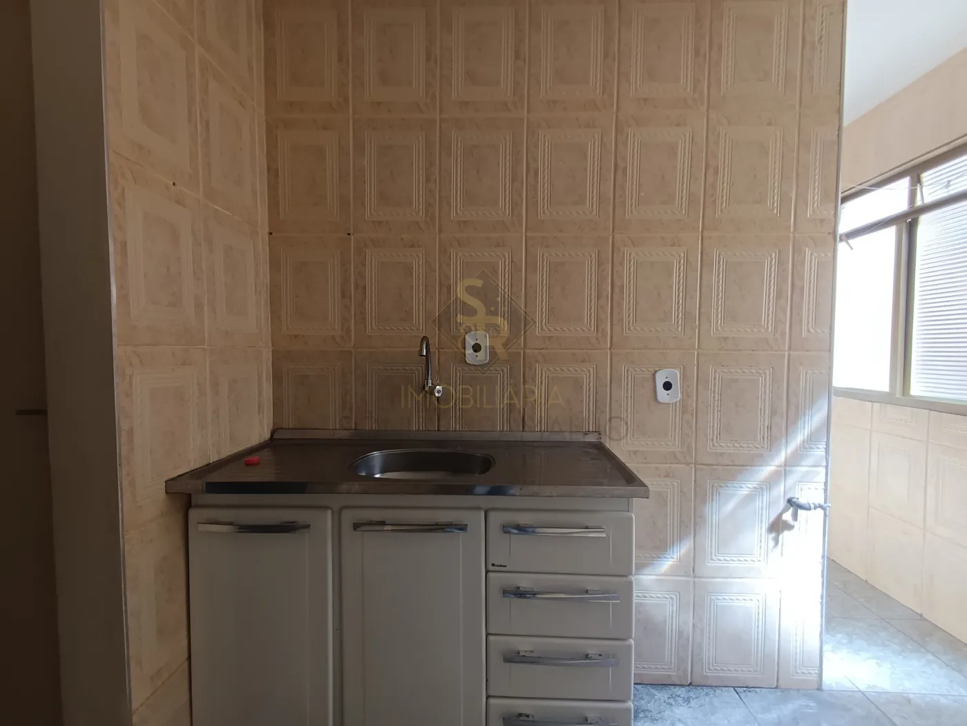 Alugar Apartamentos / Padr&atilde;o em Ribeir&atilde;o Preto R$ 1.000,00 - Foto 17