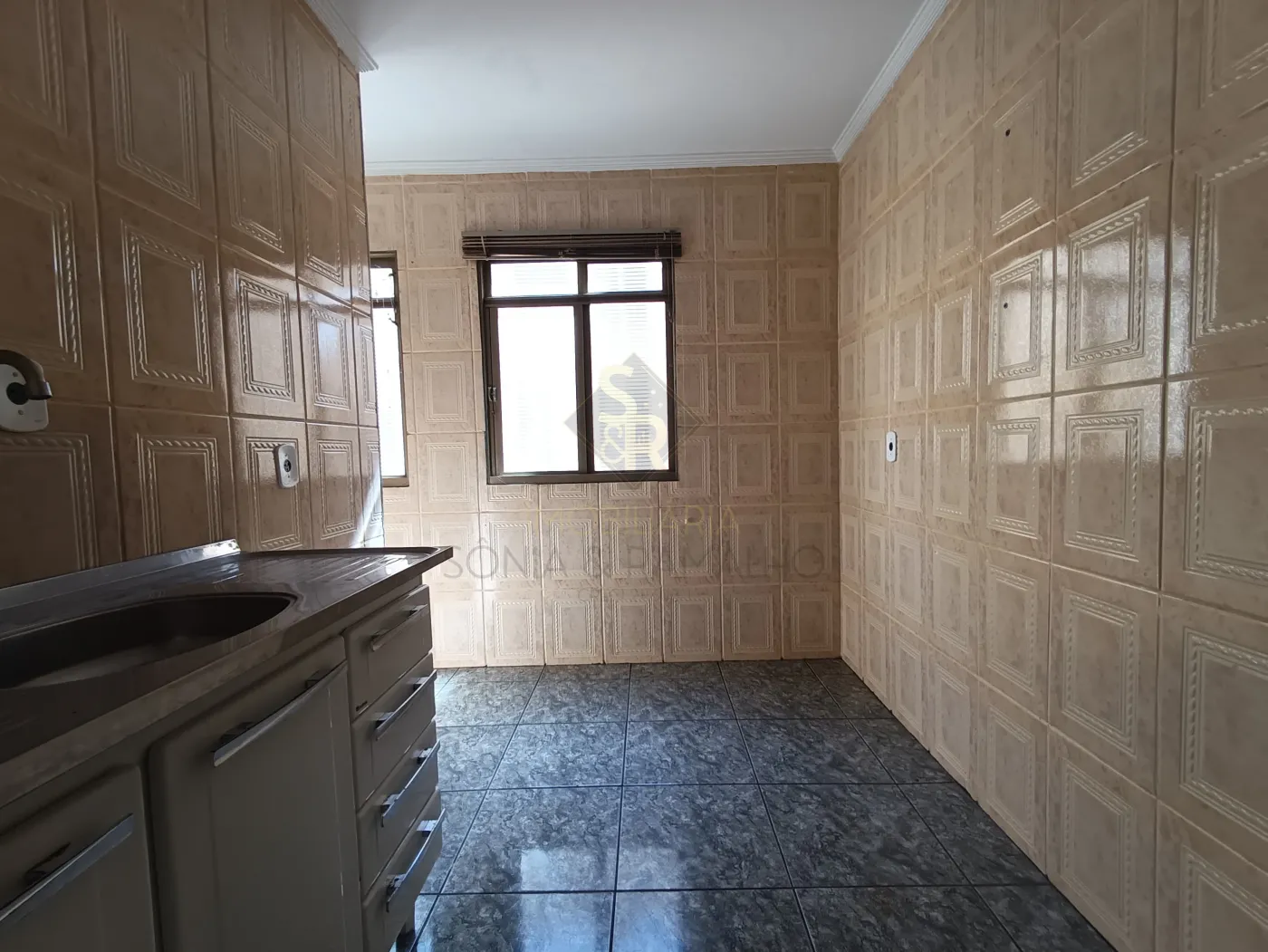 Alugar Apartamentos / Padr&atilde;o em Ribeir&atilde;o Preto R$ 1.000,00 - Foto 19