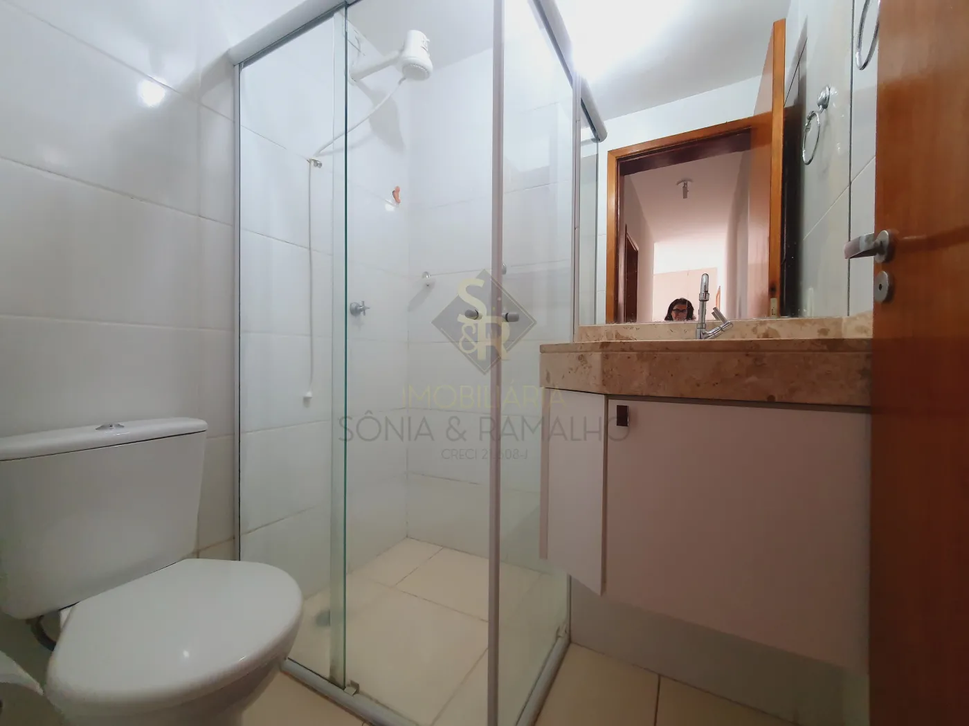 Alugar Apartamentos / Padr&atilde;o em Ribeir&atilde;o Preto R$ 1.200,00 - Foto 14