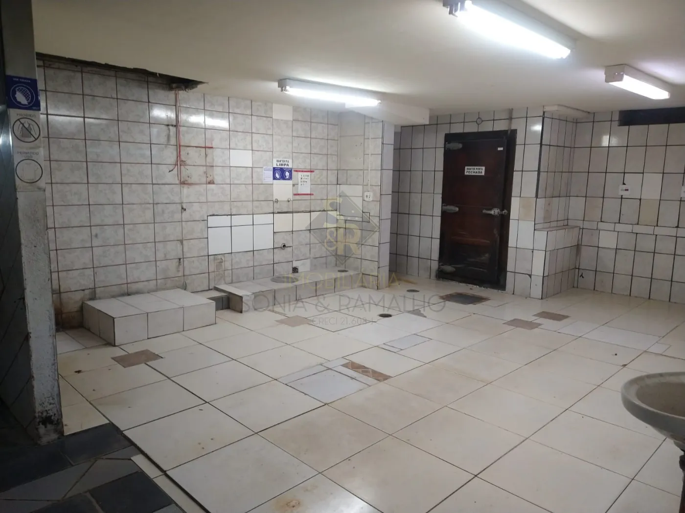 Alugar Im&oacute;veis Comerciais / Sal&atilde;o Comercial em Ribeir&atilde;o Preto R$ 11.000,00 - Foto 32