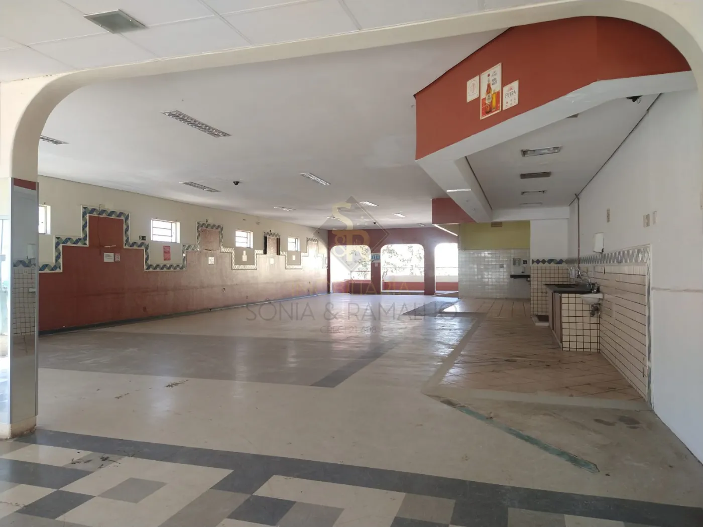 Alugar Im&oacute;veis Comerciais / Sal&atilde;o Comercial em Ribeir&atilde;o Preto R$ 11.000,00 - Foto 5