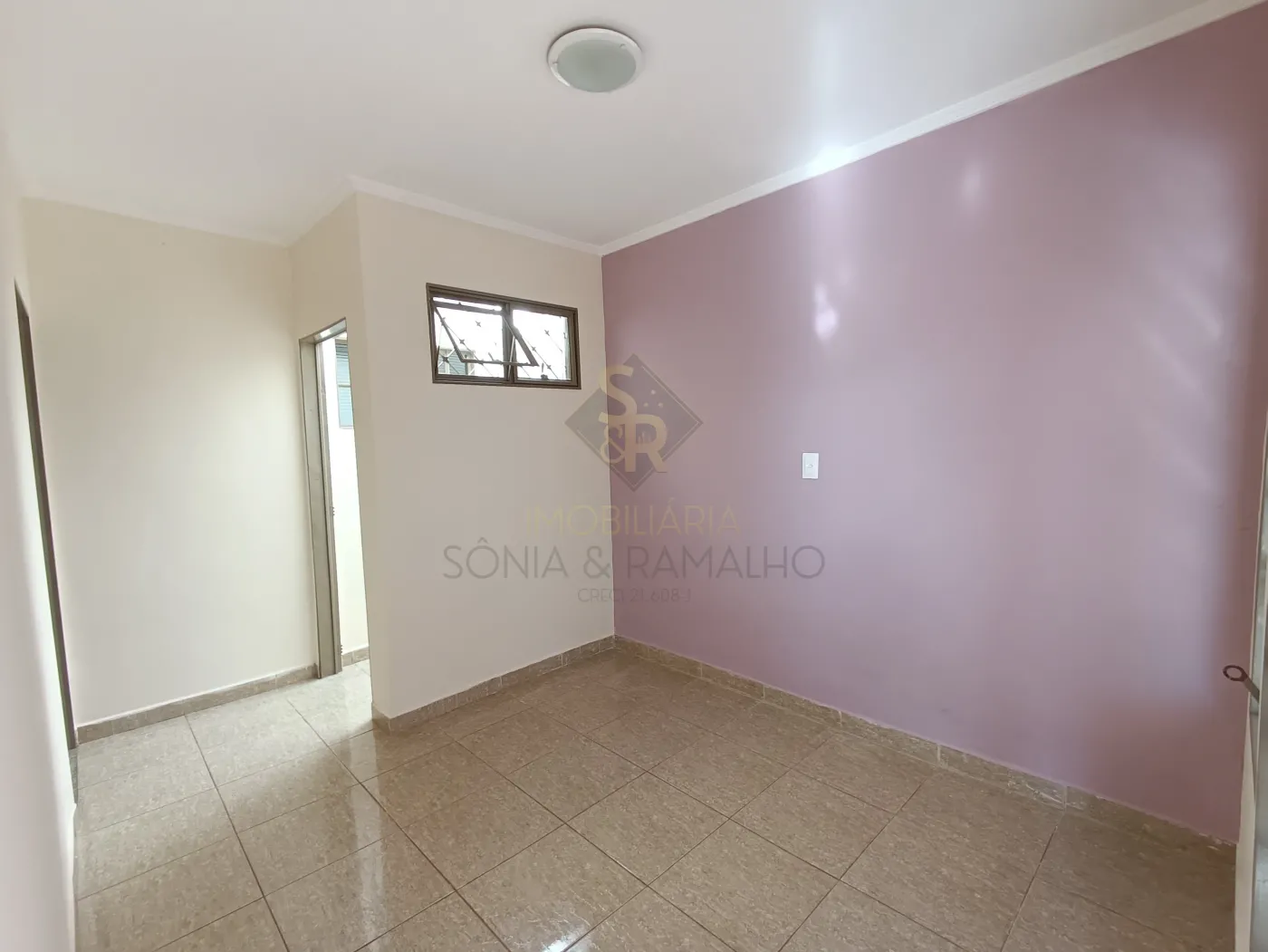 Alugar Casas Residenciais / Padr&atilde;o em Ribeir&atilde;o Preto R$ 1.300,00 - Foto 5