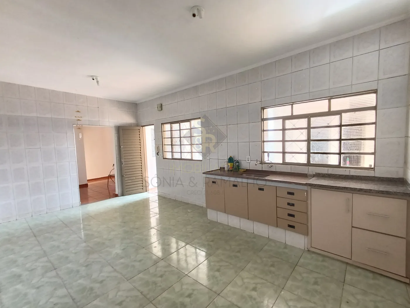 Alugar Casas Residenciais / Padr&atilde;o em Ribeir&atilde;o Preto R$ 1.300,00 - Foto 17