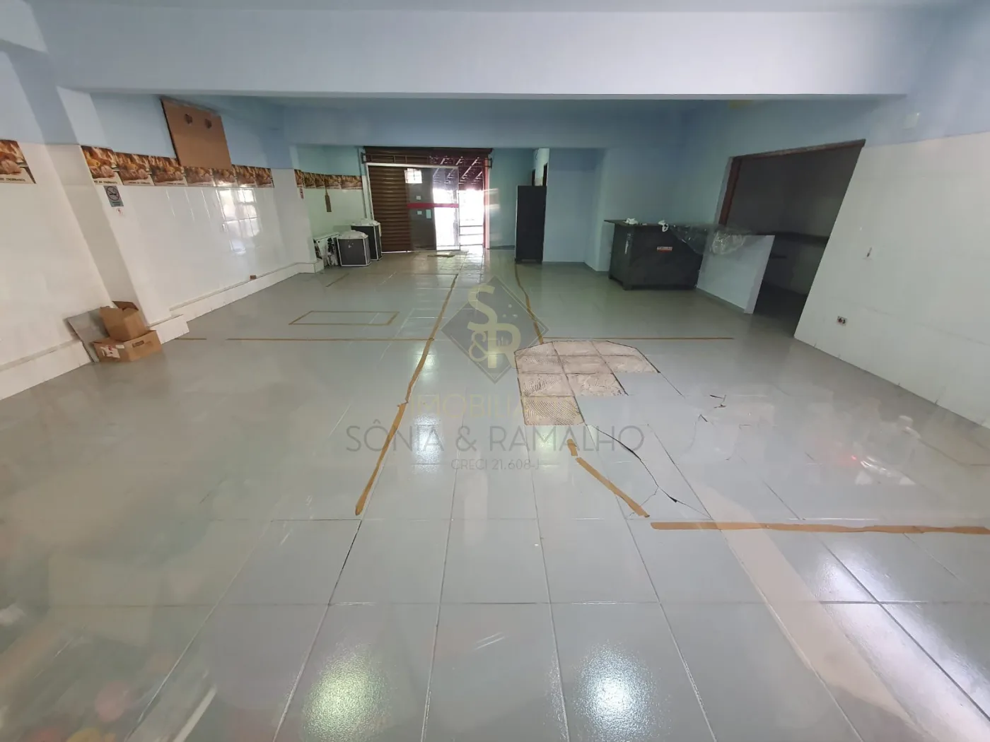 Alugar Im&oacute;veis Comerciais / Im&oacute;vel comercial em Ribeir&atilde;o Preto R$ 4.000,00 - Foto 1