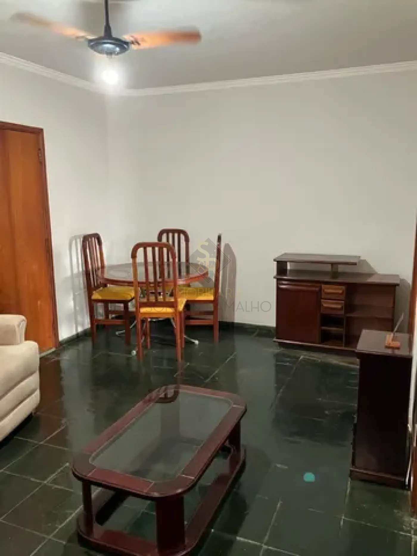 Comprar Apartamentos / Padr&atilde;o em Ribeir&atilde;o Preto R$ 180.000,00 - Foto 2