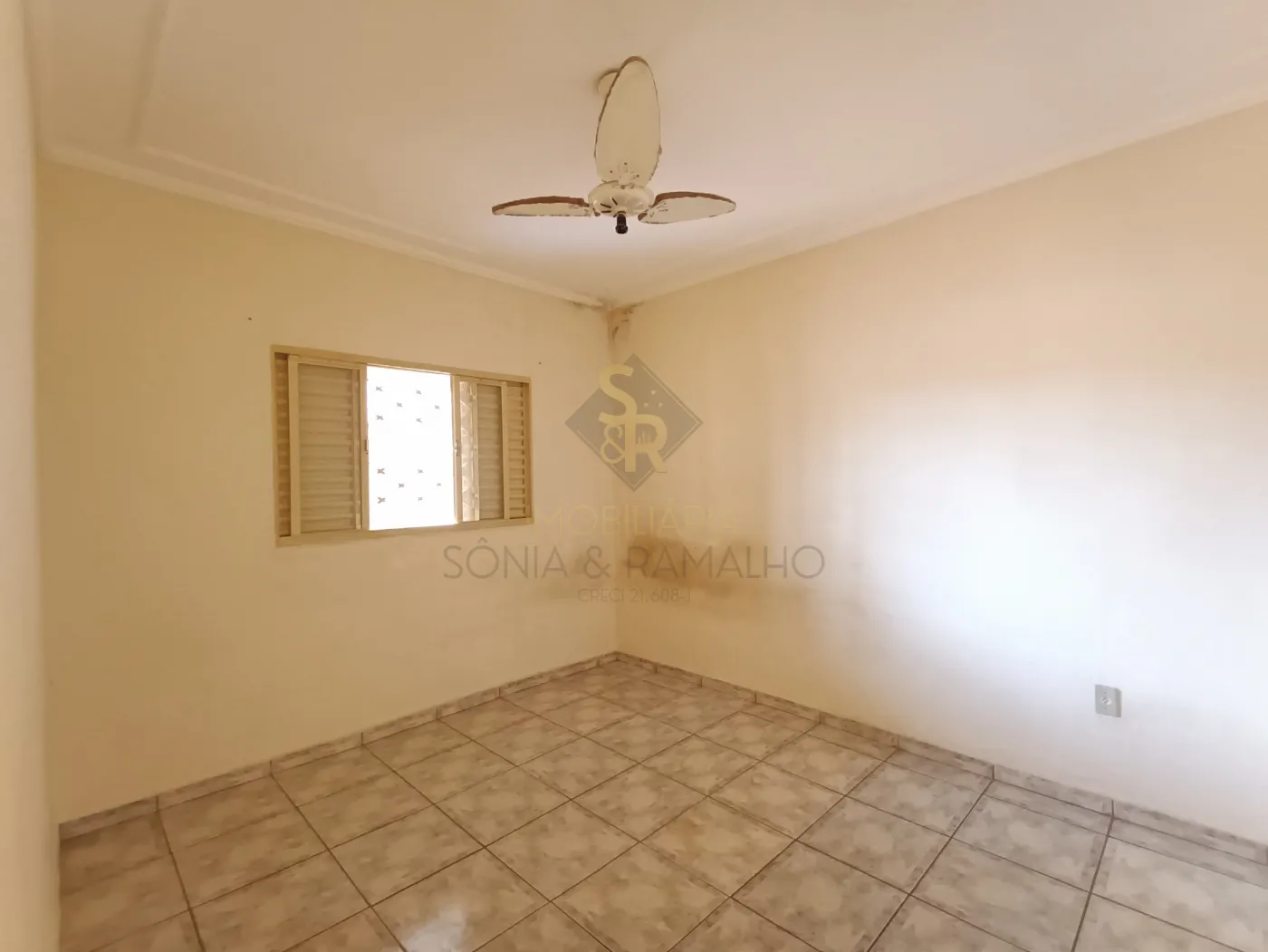 Comprar Casas Residenciais / Padr&atilde;o em Ribeir&atilde;o Preto R$ 240.000,00 - Foto 11