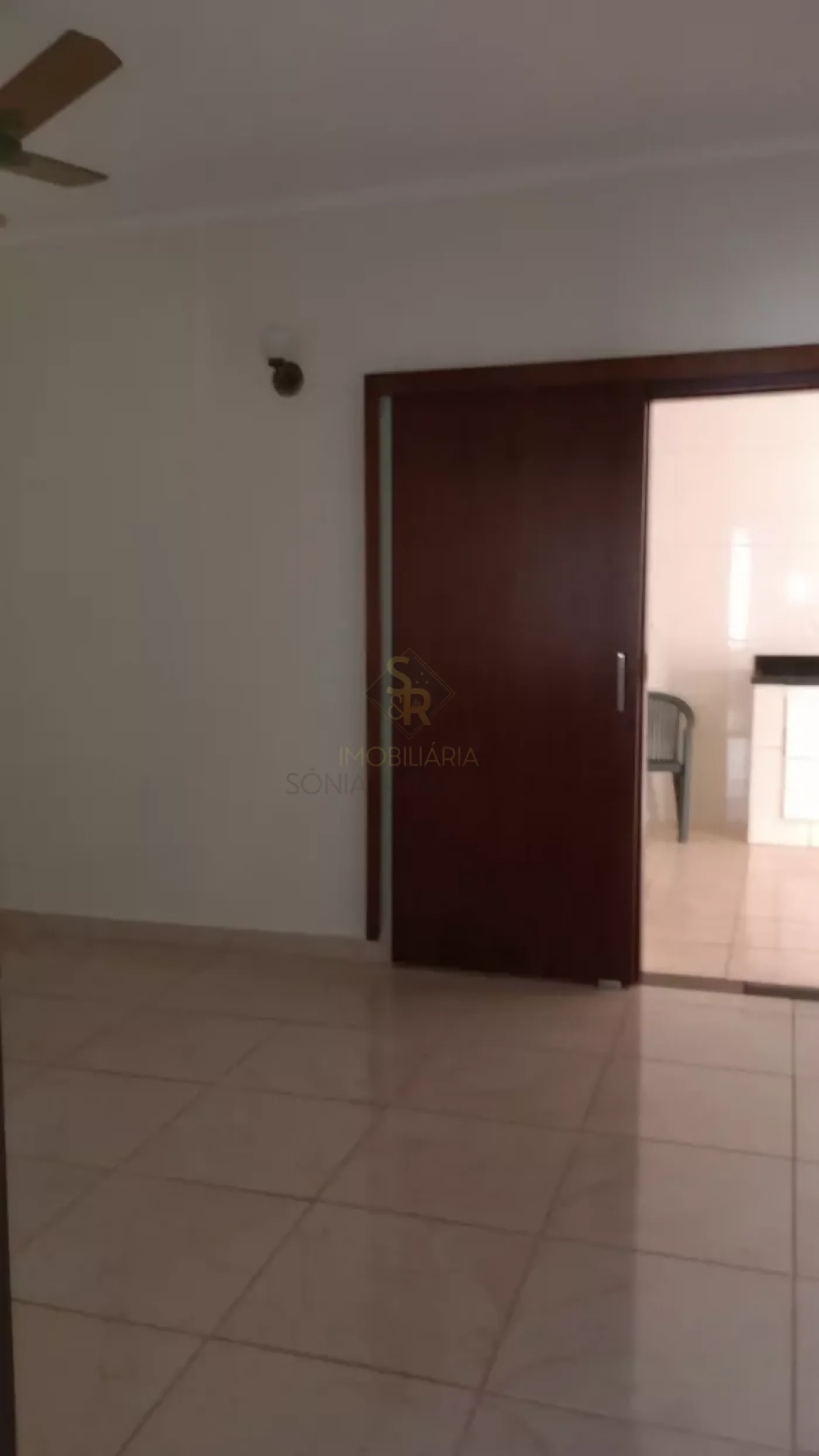 Comprar Casas Residenciais / Padr&atilde;o em Ribeir&atilde;o Preto R$ 500.000,00 - Foto 3