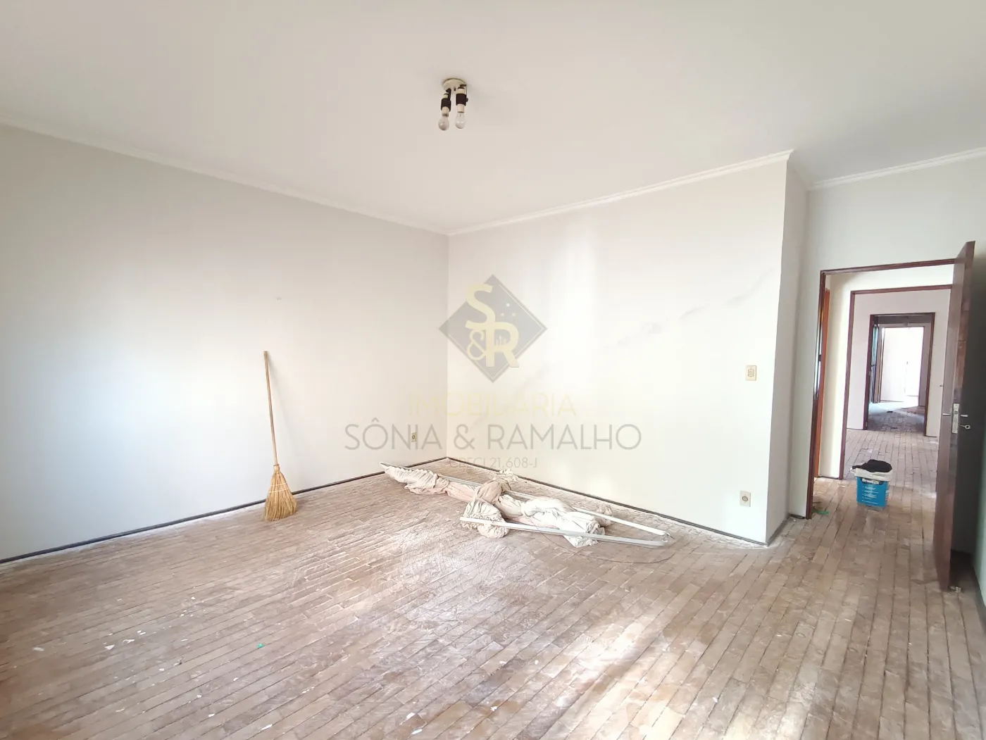 Alugar Casas Residenciais / Padr&atilde;o em Ribeir&atilde;o Preto R$ 5.500,00 - Foto 4