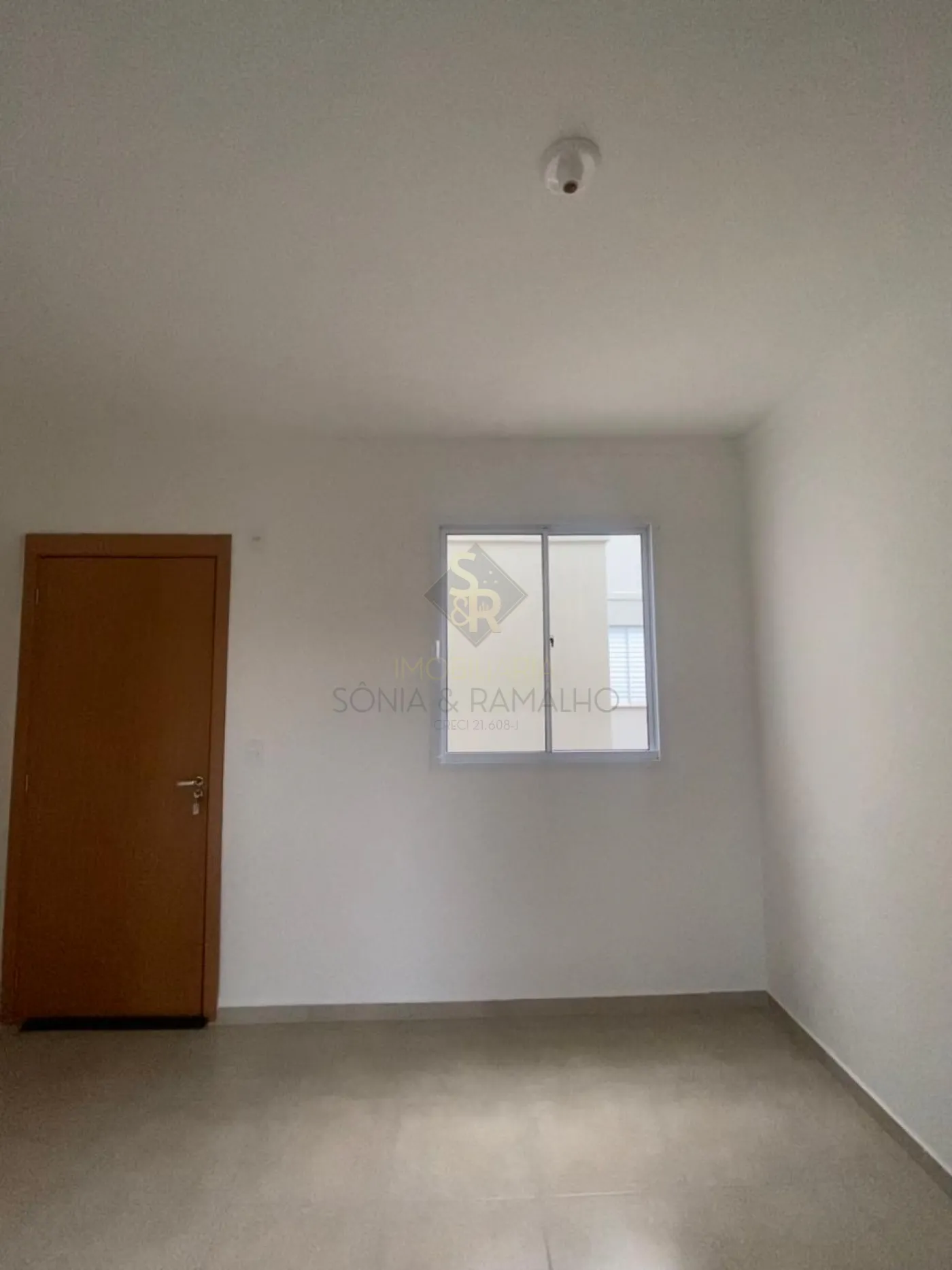 Alugar Apartamentos / Padr&atilde;o em Bonfin Paulisra R$ 1.400,00 - Foto 2